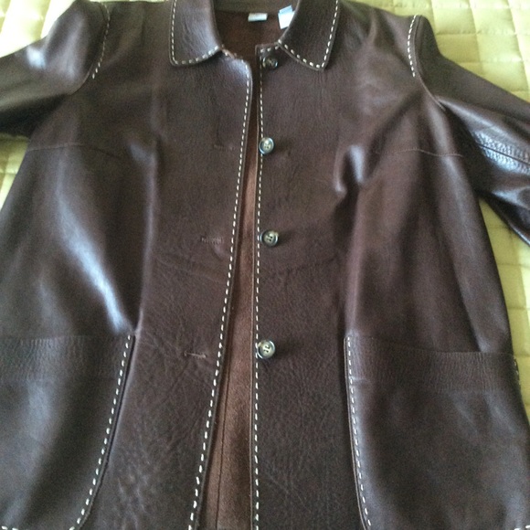 Leather jacket - Picture 6 of 11